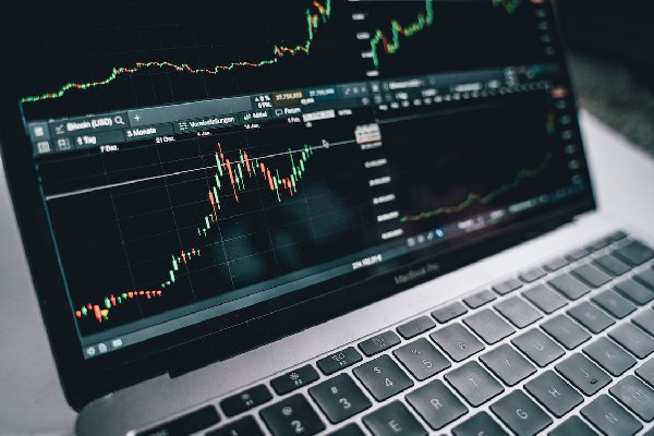 金砖青年聚巴西里约热内卢开“故事会”